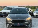 FORD FOCUS 1.0 EcoBoost ST-LINE NAVIGATION - AIR CO, Focus, Stof, 5 deurs, Zilver of Grijs