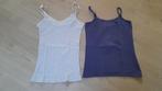2 onderhemdjes (small), Ophalen of Verzenden, Gebruikt, Meisje, Nacht- of Onderkleding