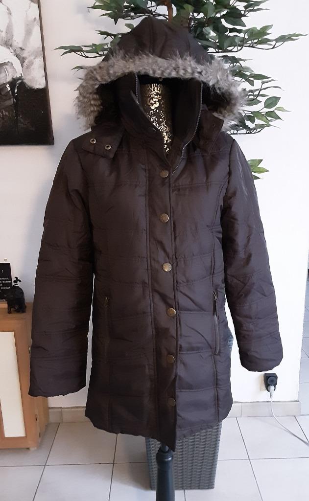 Doudoune mi longue avec capuche marron foncé état impeccable, Kleding | Dames, Jassen | Winter, Zo goed als nieuw, Maat 38/40 (M)