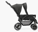 Zwart kleur duo buggy met twee zit plaatsen reggenhoes in be, Kinderen en Baby's, Kinderwagens en Combinaties, Ophalen, Zo goed als nieuw