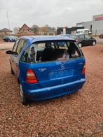 Mercedes, Enlèvement