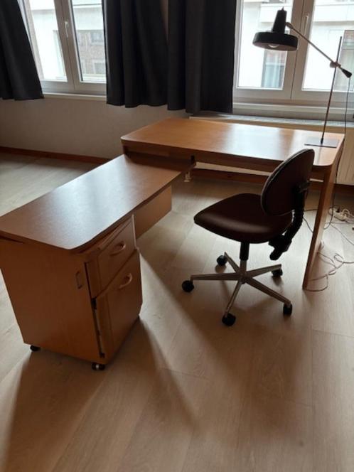 Bureaumeubilair 5-delig in hoogwaardig materiaal, Huis en Inrichting, Kasten | Boekenkasten, Zo goed als nieuw, Ophalen
