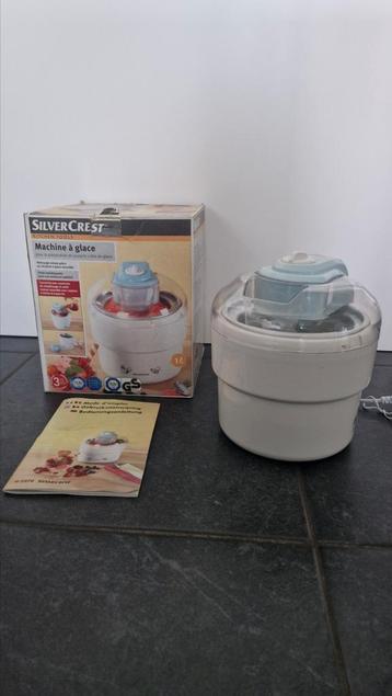 Ijsmachine te koop beschikbaar voor biedingen