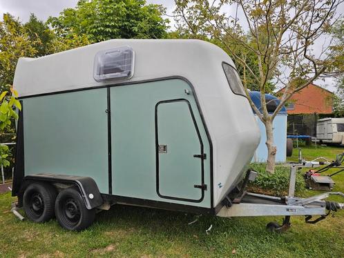 Brenderup met 2 grote zadelkamers, Dieren en Toebehoren, Paarden en Pony's | Overige Paardenspullen, Zo goed als nieuw, Ophalen of Verzenden