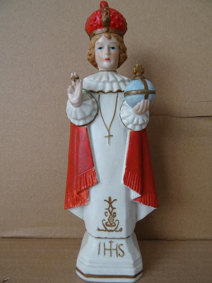 Antiek porseleinen Jezusbeeld Kindje Jezus van Praag 20cm, Antiek en Kunst, Antiek | Religieuze voorwerpen, Ophalen of Verzenden