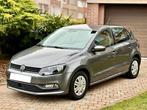 Volkswagen Polo 1.0i ~ *80.000 km* ~ 1E EIGENAAR ~ SENSOREN!, Auto's, Voorwielaandrijving, 109 g/km, Leder en Stof, USB