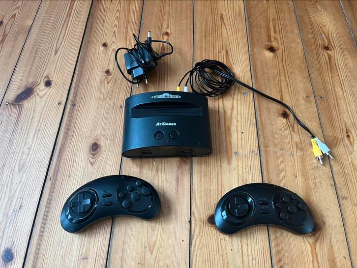 MegaDrive ATGames rétro + 80 jeux + manettes, Games en Spelcomputers, Spelcomputers | Sega, Mega Drive, Met 2 controllers, Ophalen of Verzenden
