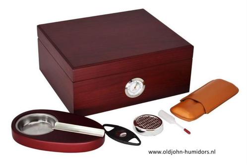 H73  HUMIDOR STARTSET GIFTSET MET ASBAK LEREN KOKER KNIPPER, Verzamelen, Rookartikelen, Aanstekers en Luciferdoosjes, Nieuw, Tabaksdoos of Verpakking