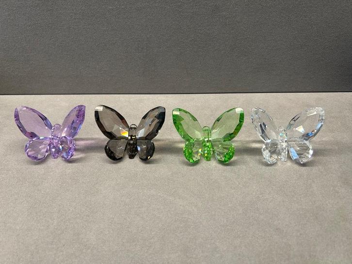 Swarovski Set van 4 vlinder Peridot, Satin, Amethyst, Helder, Verzamelen, Swarovski, Nieuw, Figuurtje, Ophalen of Verzenden