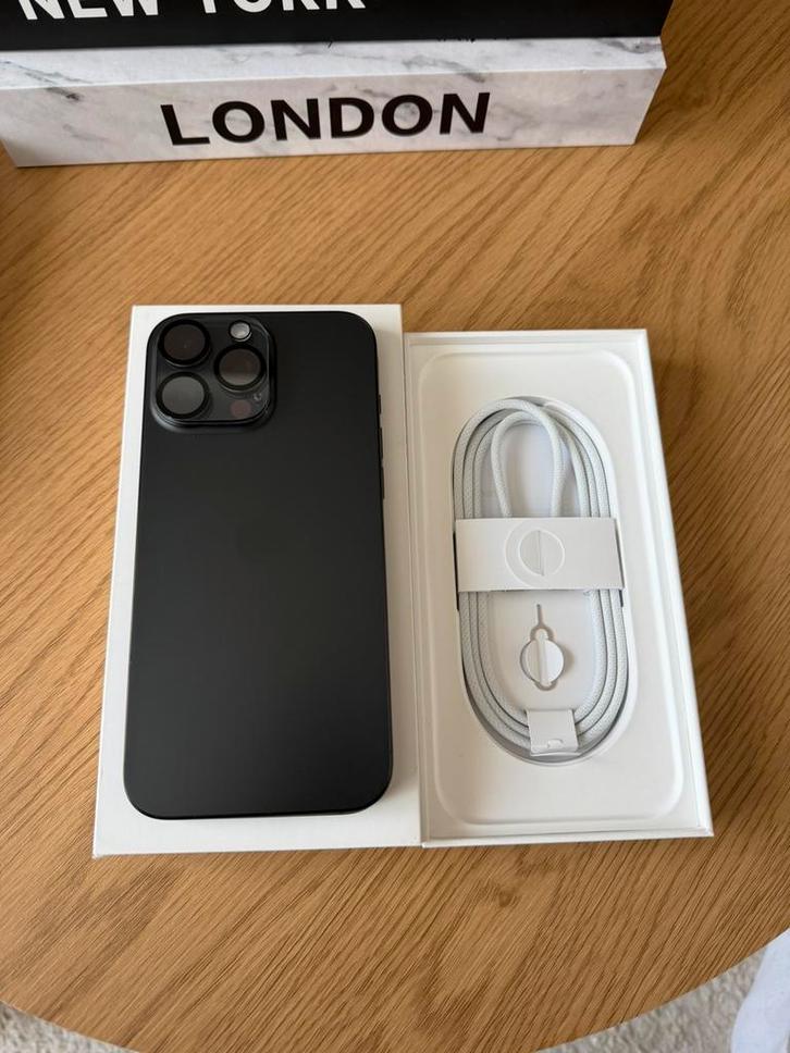 Apple iPhone 16 Pro Max, Telecommunicatie, Mobiele telefoons | Apple iPhone, iPhone 16 Pro Max, Zwart, Ophalen