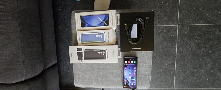 Samsung Galaxy Z Fold5, Telecommunicatie, Mobiele telefoons | Samsung, Overige modellen, 512 GB, Android OS, 10 megapixel of meer