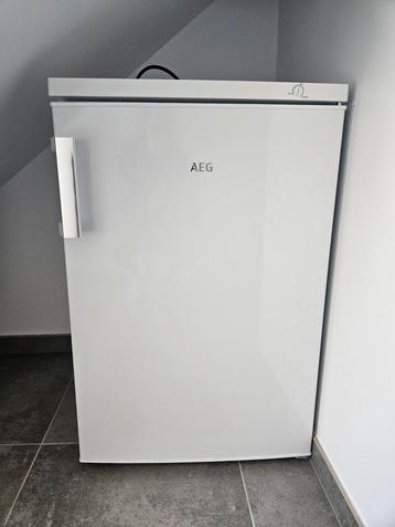 AEG Diepvries Tafelmodel E (ATB48E1AW), Elektronische apparatuur, Vriezers en Diepvrieskisten, Ophalen, Zo goed als nieuw