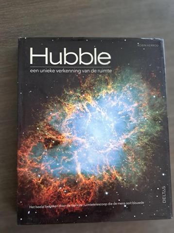 R. Kerrod - Hubble een unieke verkenning van de ruimte beschikbaar voor biedingen