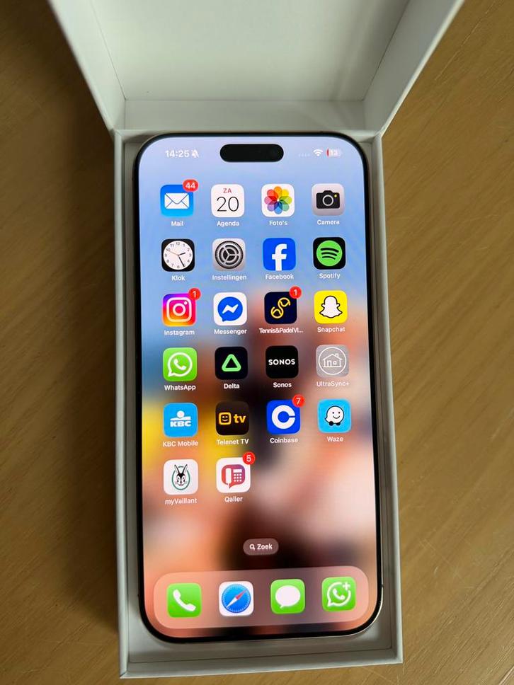 Iphone 16 pro max 256Gb - Dessert Titanium, Telecommunicatie, Mobiele telefoons | Apple iPhone, Zo goed als nieuw, 256 GB, Zonder abonnement