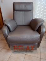 Fauteuil Relax électrique avec aide à la marche., Maison & Meubles, Fauteuils, Enlèvement