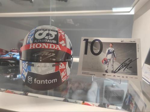 F1 1/2 helm Gasly gesigneerd met authenticatie, Verzamelen, Automerken, Motoren en Formule 1, Zo goed als nieuw, Ophalen of Verzenden