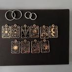Oorbellen tarot Magische Kaarten Setje, Zilver, verguld, Handtassen en Accessoires, Oorbellen, Hangers, Zwart, Ophalen of Verzenden