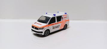 Vw T6 1/87 ambulance smur die johanniter Duitsland 