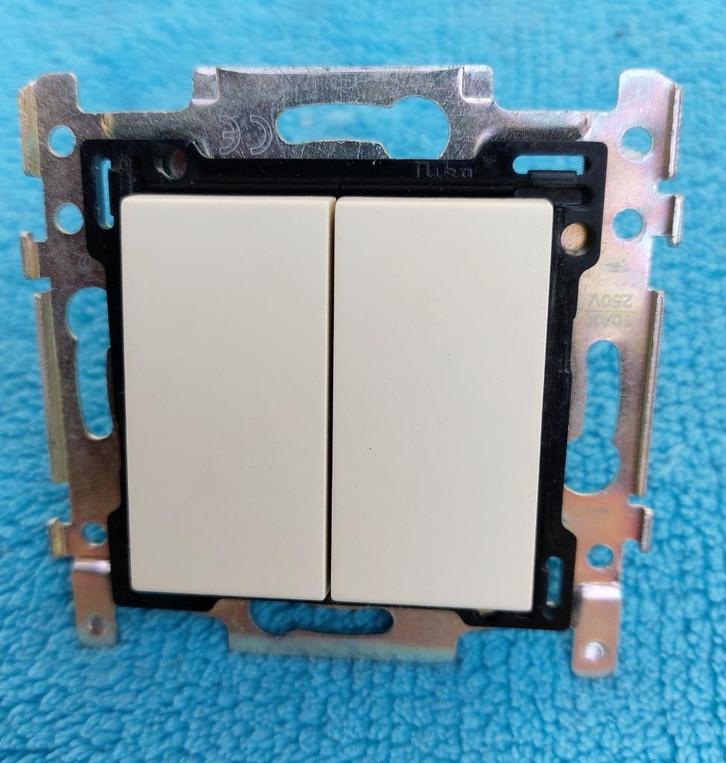 Schakelaars inbouw Niko, Doe-het-zelf en Bouw, Elektriciteit en Kabels, Nieuw, Schakelaar, Ophalen of Verzenden