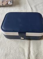 Boîte à bijoux avec bijoux, Bijoux, Sacs & Beauté, Bijoux anciens, Envoi, Autres matériaux, Autres types