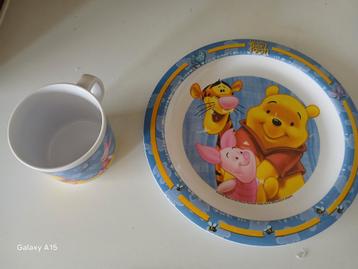 Set bord en tas winni de poeh beschikbaar voor biedingen