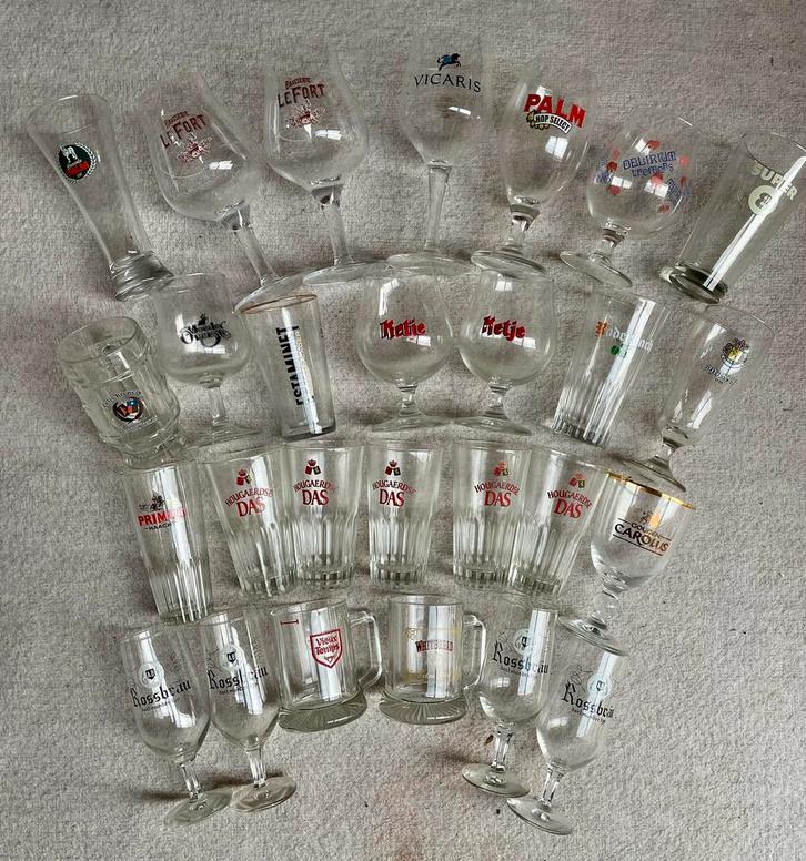 27 bierglazen in 1 lot - Delirium Ketje Lefort Vicaris Palm, Verzamelen, Glas en Drinkglazen, Zo goed als nieuw, Bierglas, Ophalen