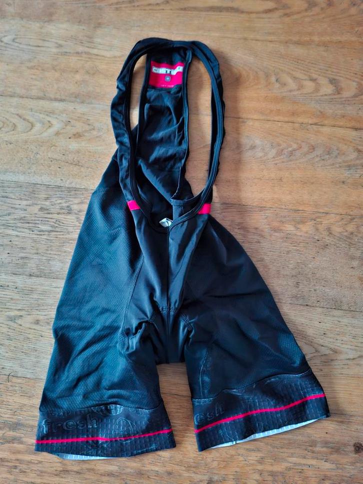 Cuissard à bretelles Castelli pour femmes M, Vélos & Vélomoteurs, Accessoires vélo | Vêtements de cyclisme, Envoi