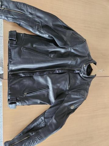 Veste / blouson en cuir pour moto   beschikbaar voor biedingen