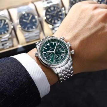 Luxe herenhorloge Waterdicht lichtgevende datum chronograaf beschikbaar voor biedingen