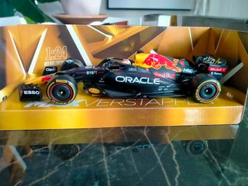 Burago Max Verstappen .  beschikbaar voor biedingen
