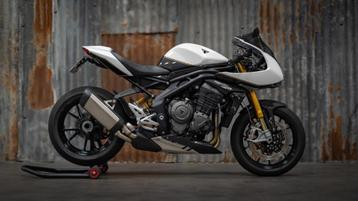 Triumph speed triple 1200 RR