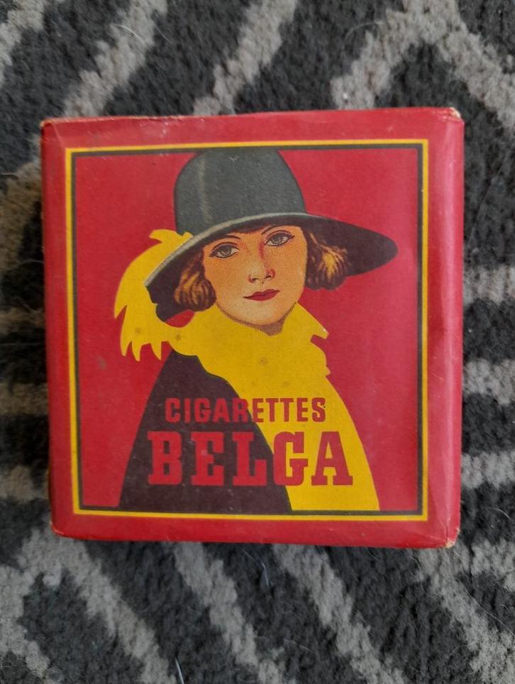 Collector: cigarettes  Belga  sigaretten, Verzamelen, Rookartikelen, Aanstekers en Luciferdoosjes, Zo goed als nieuw, Verzenden