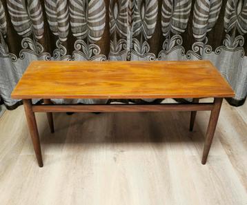Vintage salontafel, midcentury beschikbaar voor biedingen