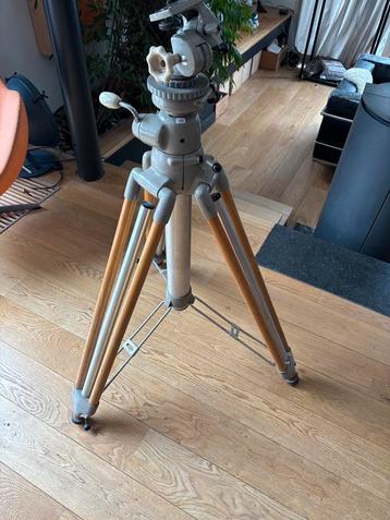 Linhof profesionnal  stativ tripod trépied  beschikbaar voor biedingen