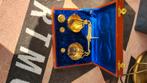 Goudweegschaaltje met gewichten in originele cassette, Antiek en Kunst, Antiek | Gereedschap en Instrumenten, Ophalen of Verzenden