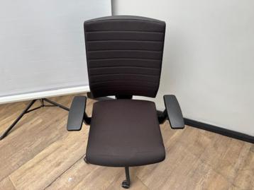 Bureaustoel luxe zwart beschikbaar voor biedingen