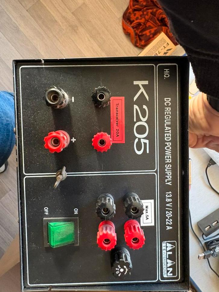 Alan K205 Gestabiliseerde voeding 13,8 VDC 20A continu, Elektronische apparatuur, Overige elektronische apparatuur, Gebruikt, Ophalen