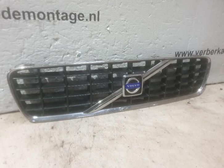 GRILLE Volvo S60 I (RS / HV) (01-2000/04-2010) (9190740), Auto-onderdelen, Carrosserie, Volvo, Gebruikt