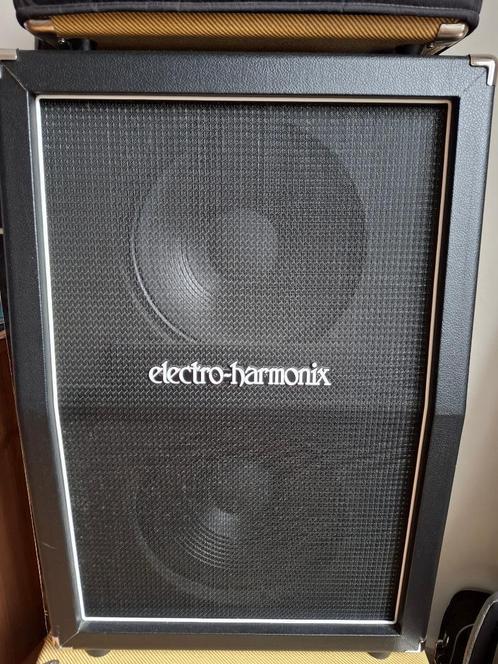 Electro Harmonix 2x12 vertical cabinet, Muziek en Instrumenten, Versterkers | Bas en Gitaar, Zo goed als nieuw, Gitaar, 50 tot 100 watt