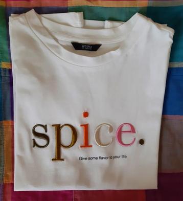 Te koop: Mooie t-shirt met opschrift "Spice", M.