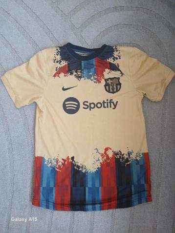 T-shirt voor voetbal, Maat 48/50 (M), Beige, Nike, Ophalen of Verzenden