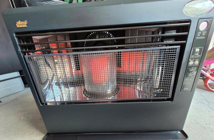 Zibro kamin Laserkachel SRE260                        6,1 KW, Huis en Inrichting, Kachels, Zo goed als nieuw, Ophalen