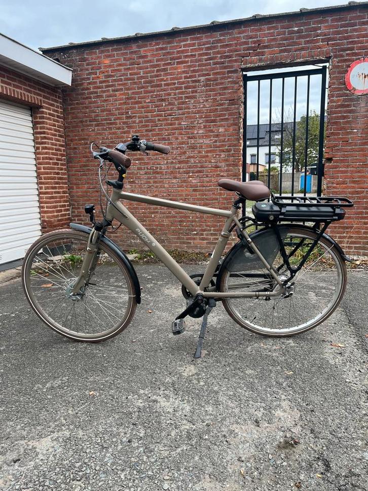 Elektrische heren fiets met middenmotor, Fietsen en Brommers, Elektrische fietsen, Zo goed als nieuw, Ophalen