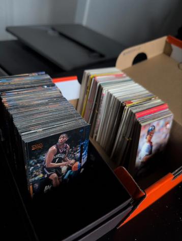 Lot Basketbal Basebal kaarten 1988-2001 beschikbaar voor biedingen