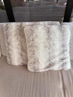 Sierkussens faux fur 2 stuks, Huis en Inrichting, Woonaccessoires | Kussens, Ophalen