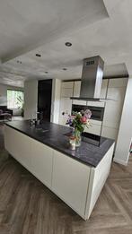 Cuisine complète #îlot, Ophalen, Wit, Zo goed als nieuw, Hout