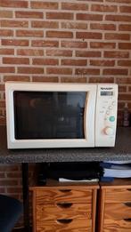 Magnetron Sharp 800W, Elektronische apparatuur, Microgolfovens, Ophalen, Gebruikt, Draaiplateau, Vrijstaand