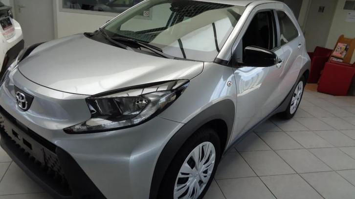 Toyota Aygo X PLAY +COMFORT PACK (bj 2023), Auto's, Toyota, Te koop, Aygo X, ABS, Achteruitrijcamera, Airbags, Airconditioning