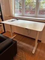 Ikea elektrisch zit-/sta-bureau, Huis en Inrichting, Bureaus, Ophalen, Elektrisch, Zo goed als nieuw, Bureau