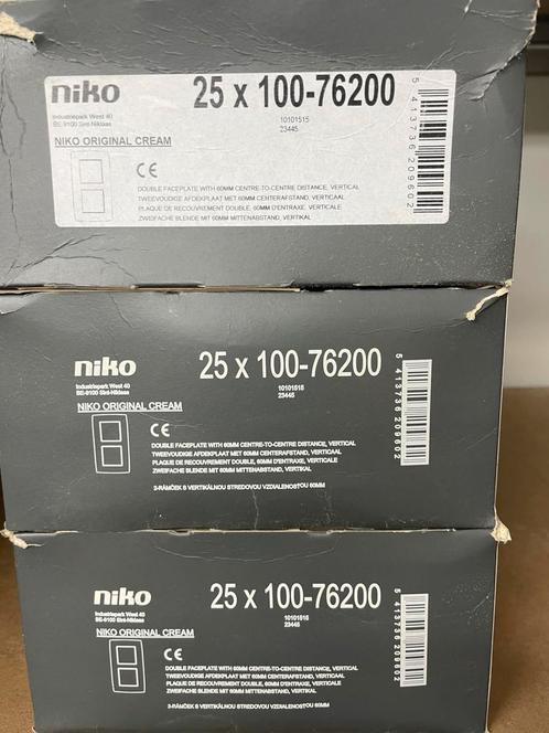 Niko afdekplaatjes en kaders, Doe-het-zelf en Bouw, Elektriciteit en Kabels, Ophalen of Verzenden